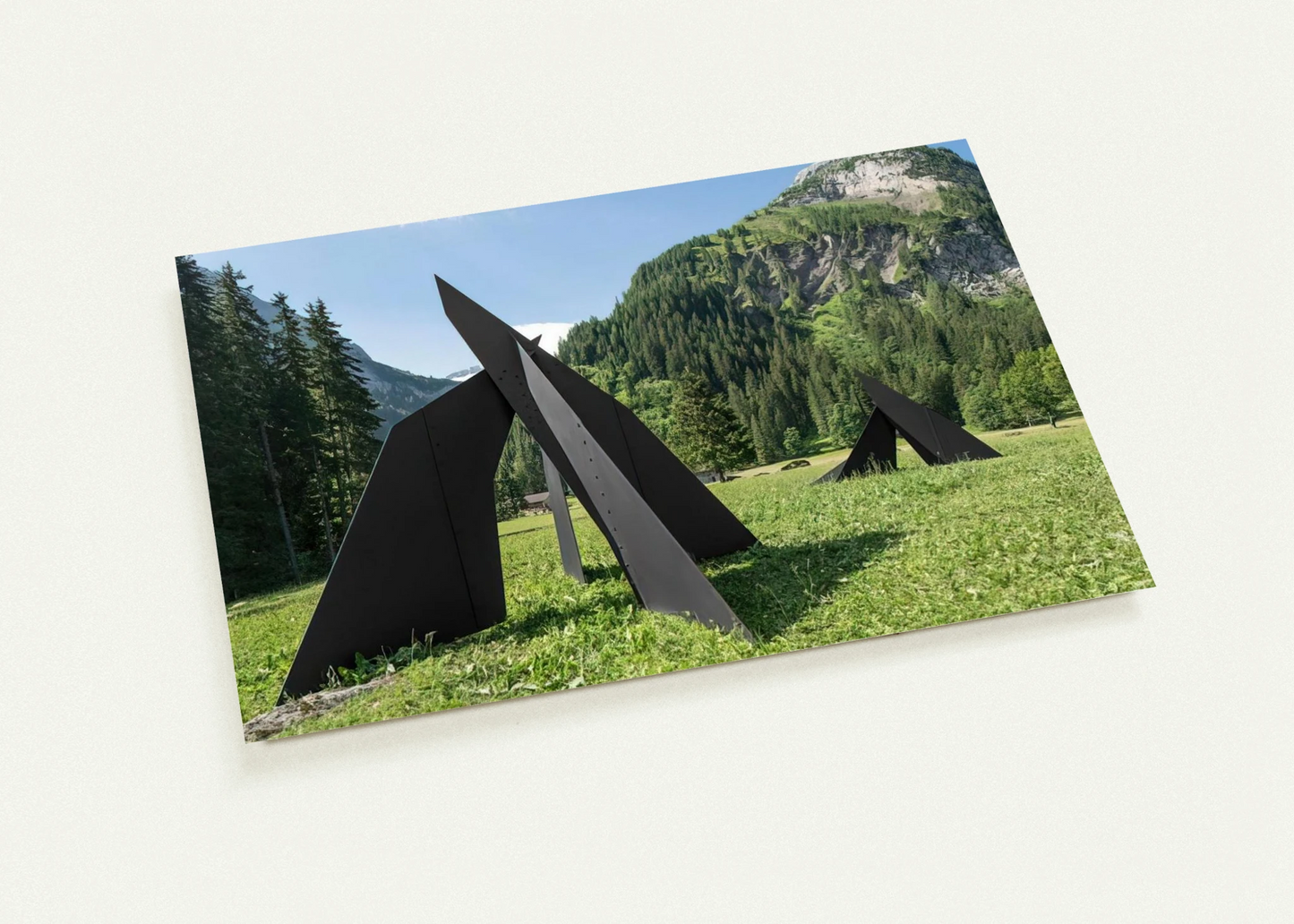 FOUR PLANES ESCARPE 1967 By Alexander Calder Pack of 10 Post Cards | Alexander Calder Post Cards | A6 (10.5 x 14.8 cm) - 4.1 x 5.8 inches