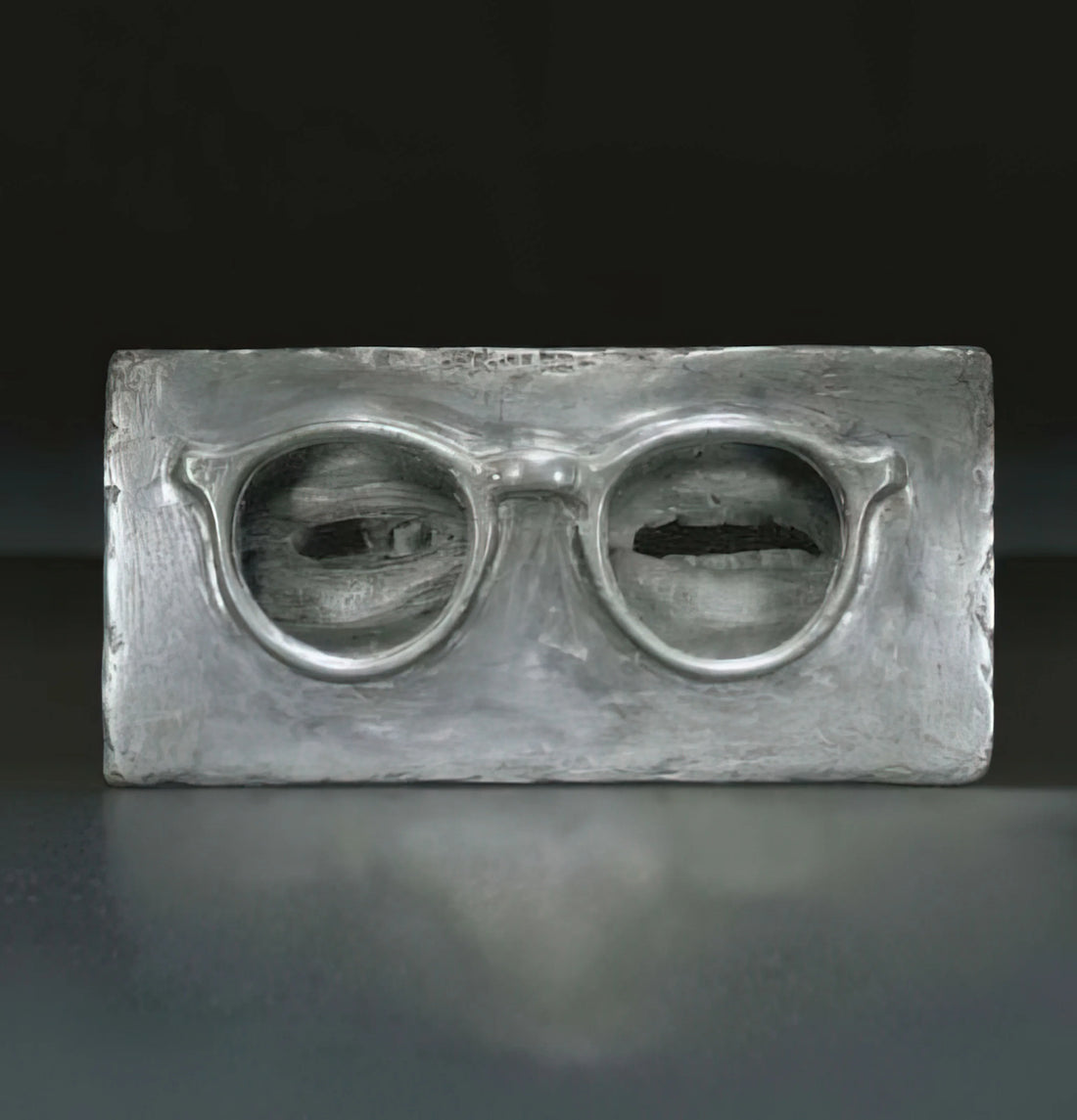 Jasper Johns: Decoding the Master of American Art - THE CRITIC SEES by Jasper Johns