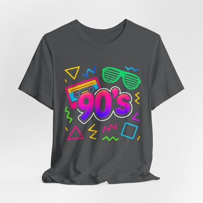 Oldschool-Musik der 90er – Arcade-Vibes. Klassischer 90er-Jahre-Vintage-Look. Retro-T-Shirt „I Heart The Nineties“ aus den 90ern.