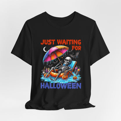 Gruseliges Sommerskelett wartet nur noch auf Halloween