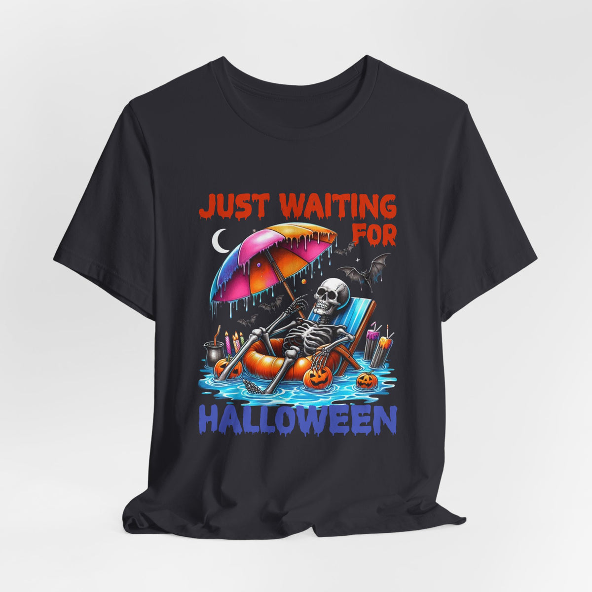 Gruseliges Sommerskelett wartet nur noch auf Halloween