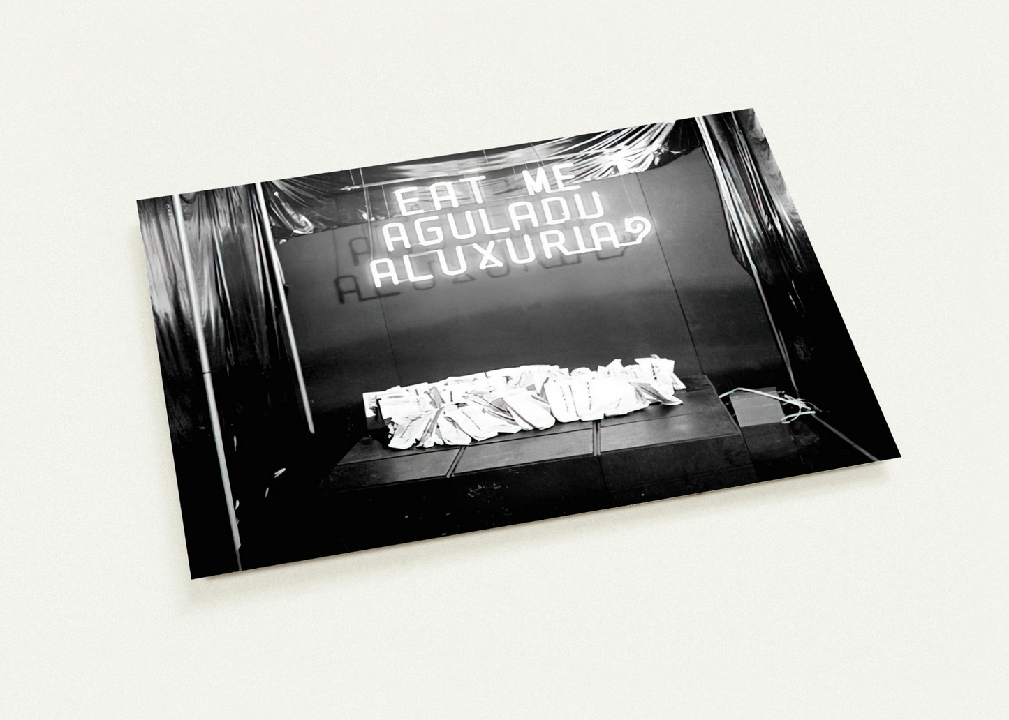Eat Me. The Gluttony or Lust - 1976 By Lygia Pape Pack of 10 Post Cards | Lygia Pape Post Cards | A6 (10.5 x 14.8 cm) - 4.1 x 5.8 inches